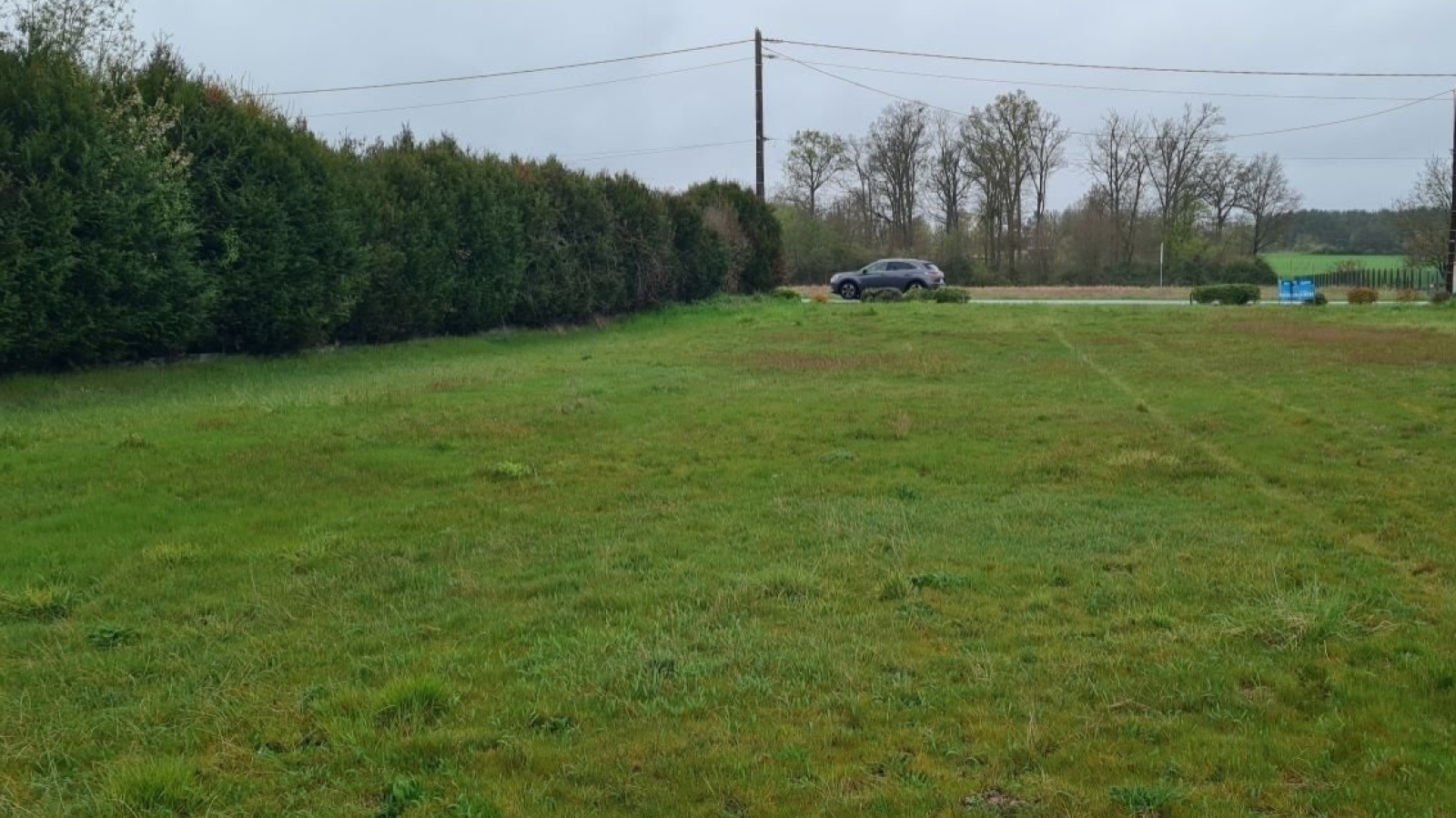 Terrain constructible de 1072m2 à Conflans-sur-Loing