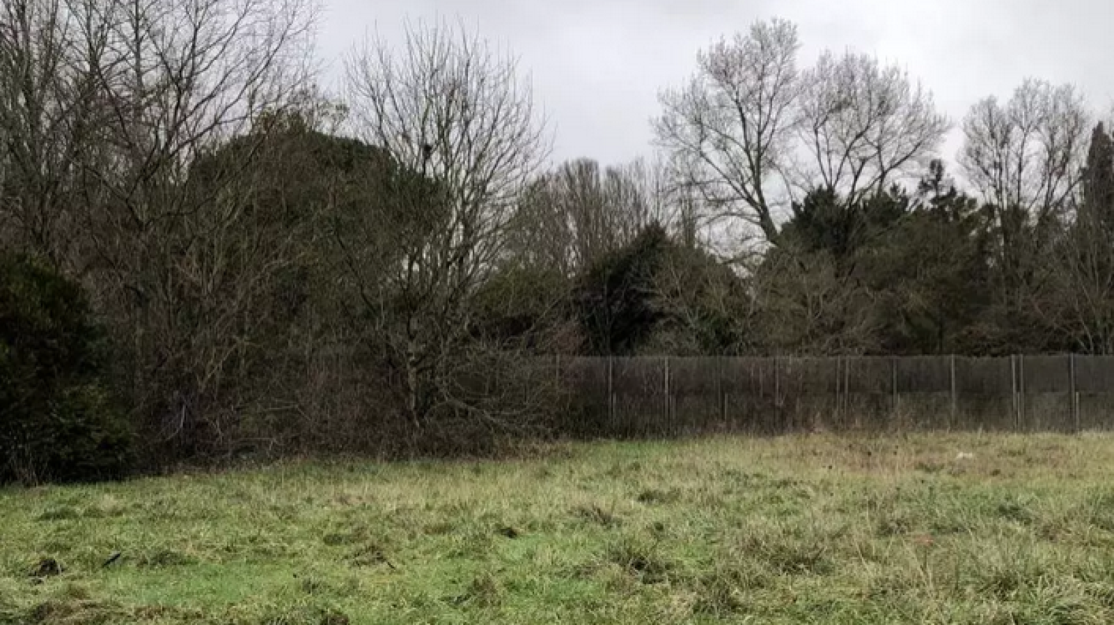 Terrain constructible de 330m2 à Montreuil-Bellay