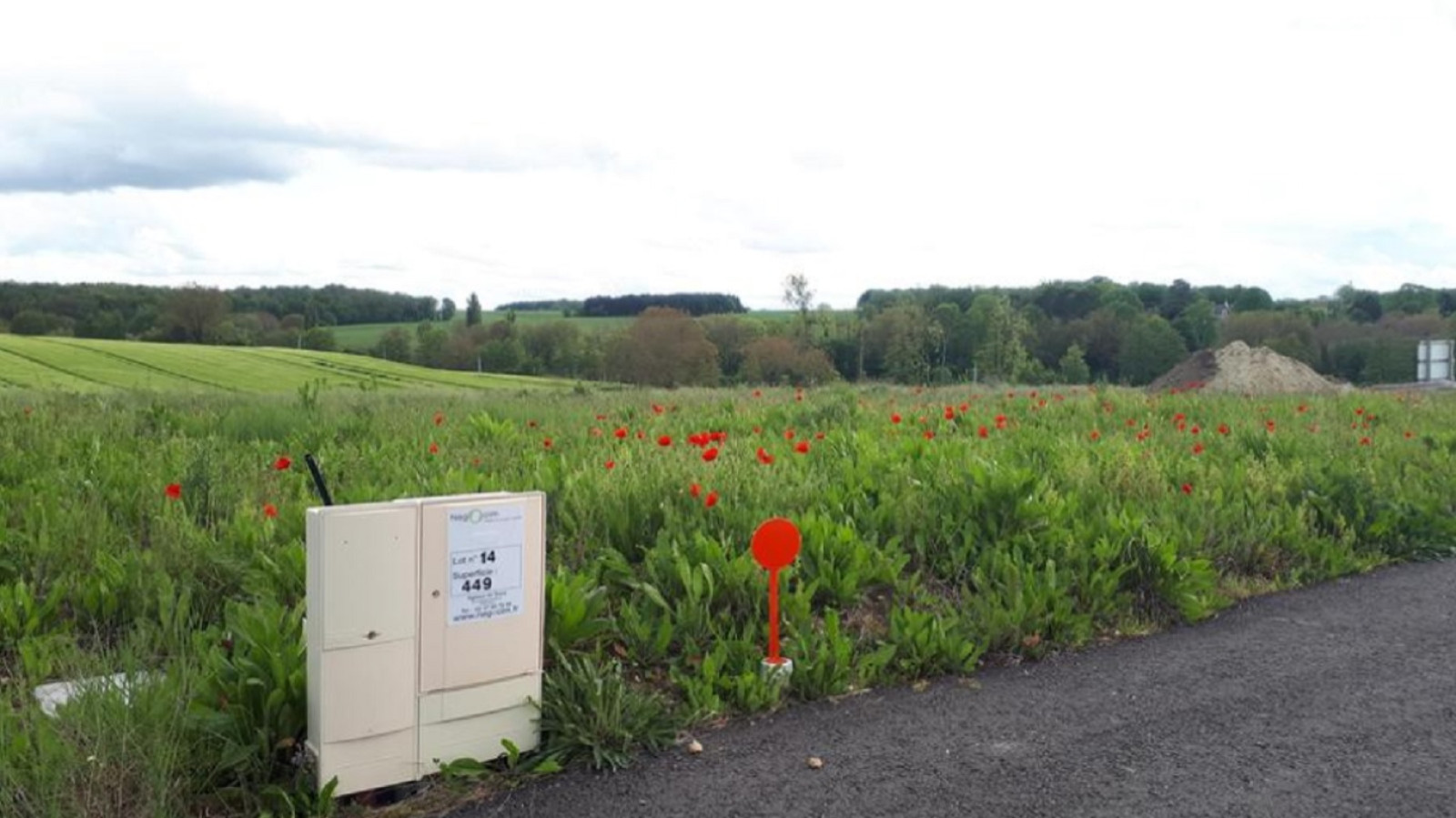 Terrain constructible de 406m2 à Sainte-Maure-de-Touraine